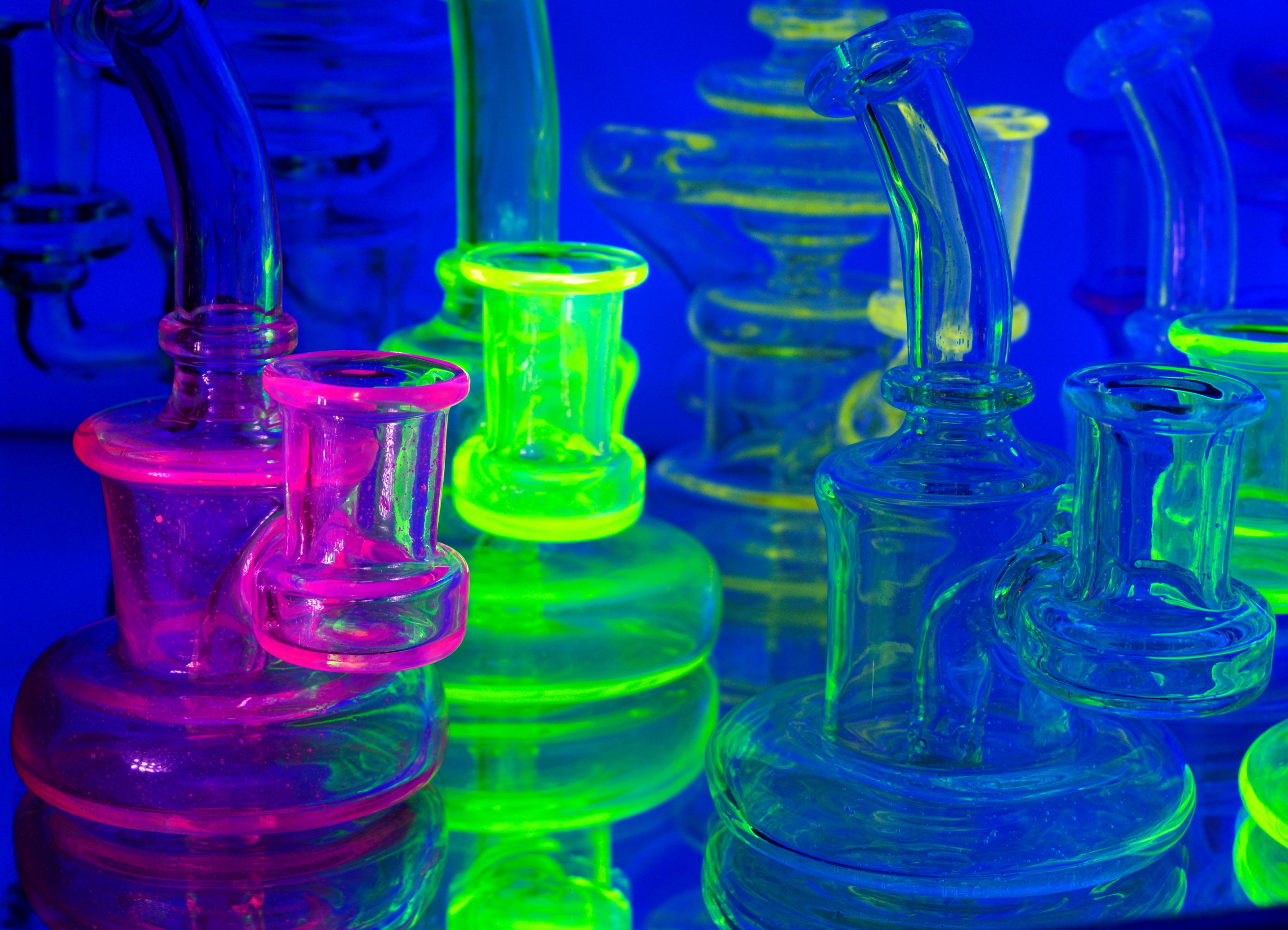 UV Reactive Glass Rigs and More